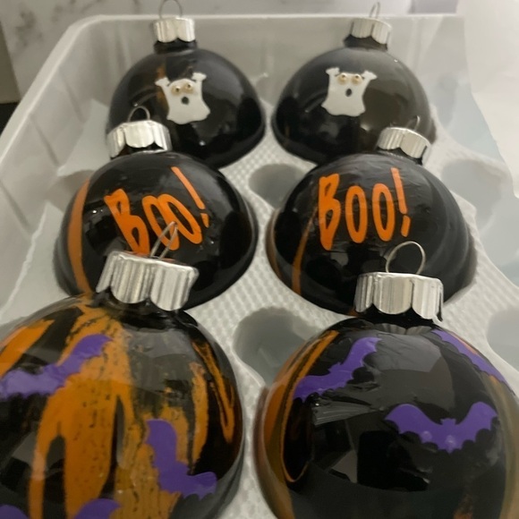 Halloween ornaments 6 bulbs to a set - Picture 4 of 9